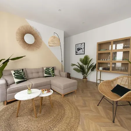 Апартаменты Jungle Juice